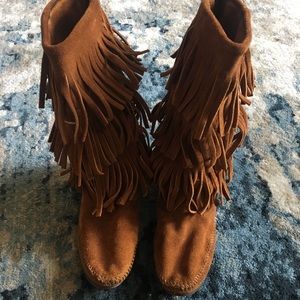 Ultimate Festival: Minnetonka Fringe Boots, sz 7